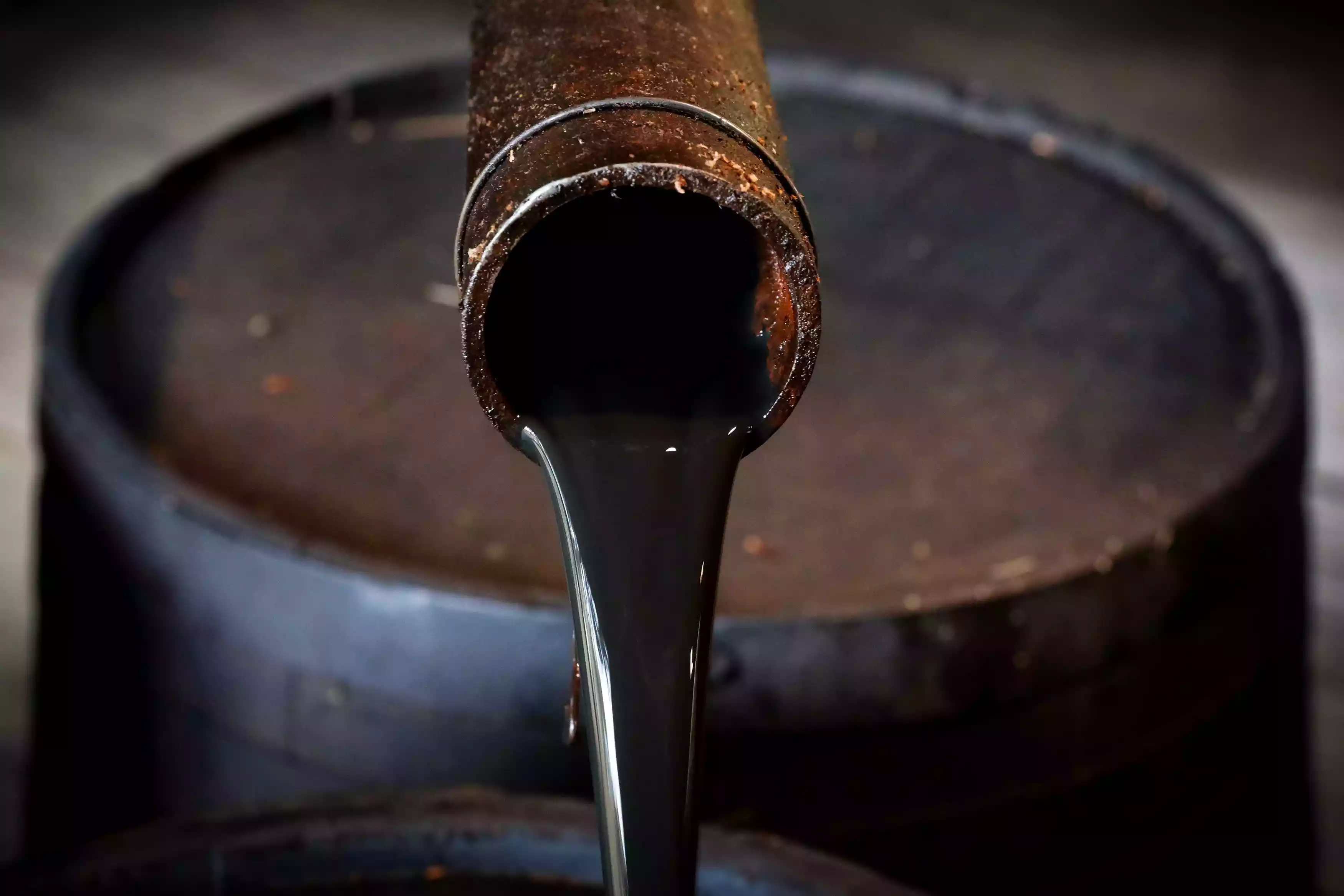 أسعار النفط تهبط بسبب المخاوف من الركود