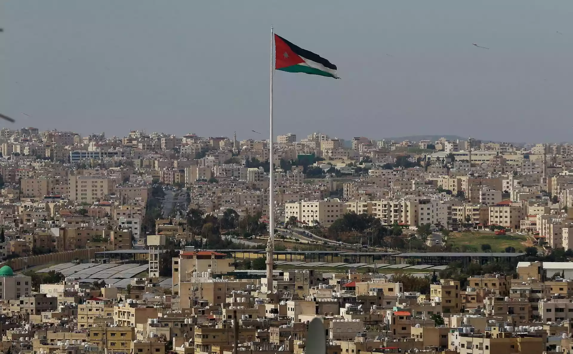 استطلاع: أسباب أمنية تمنع أردنيين من الانضمام للأحزاب