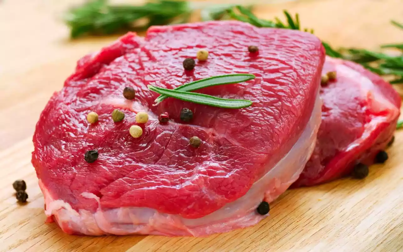 الحكومة توضح حول اكتفاء الأردن الذاتي من اللحوم