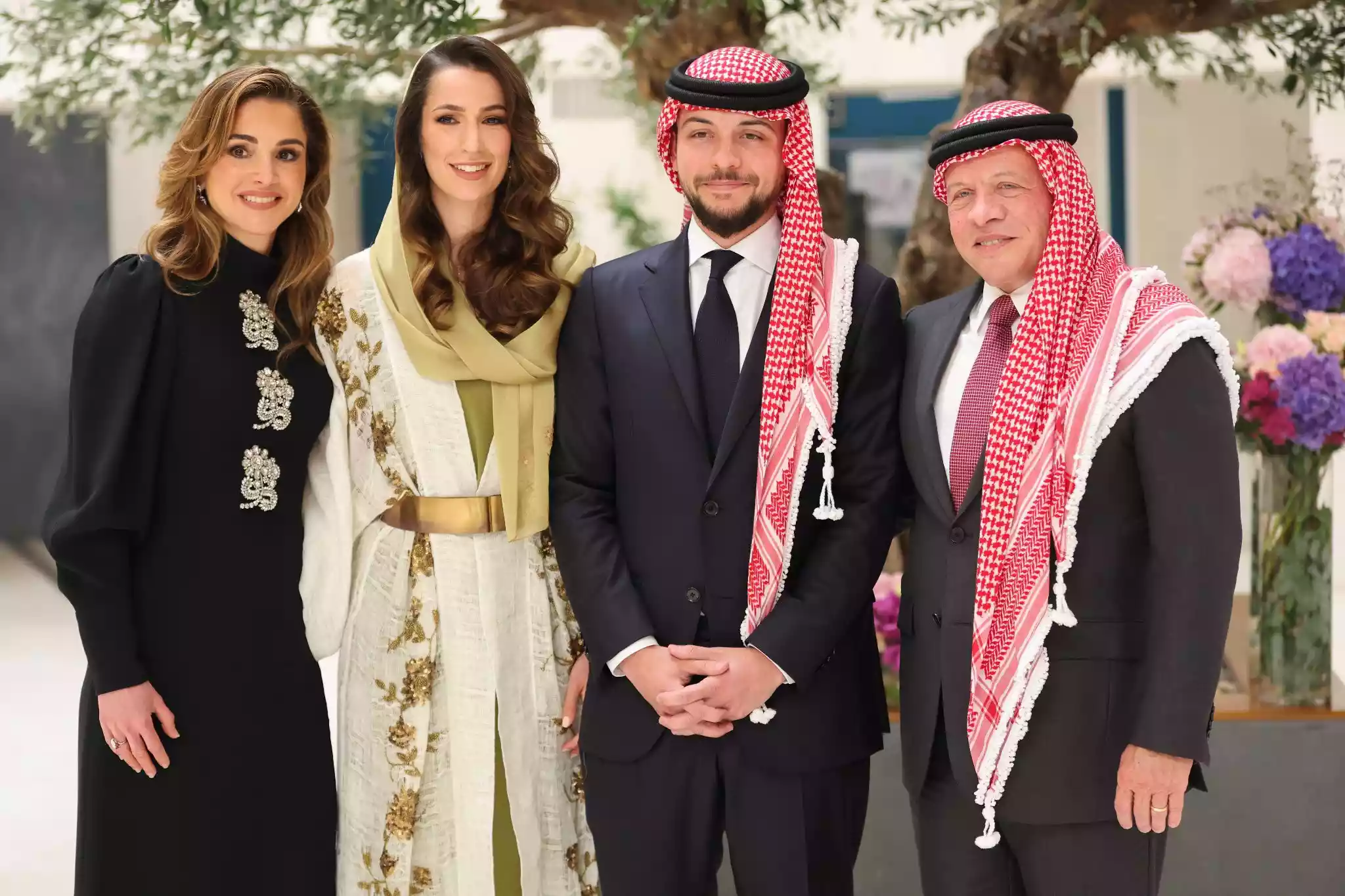 الملكة رانيا تهنئ ولي العهد بالخطوبة.. فماذا قالت؟