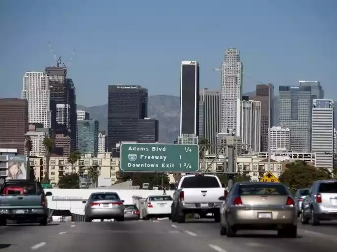 كاليفورنيا: حظر بيع السيارات الجديدة العاملة بالوقود اعتبارا من 2035
