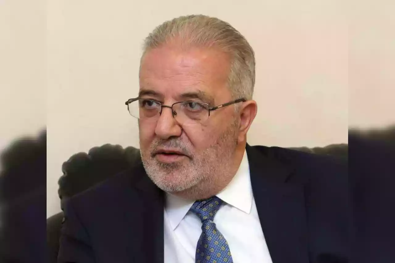 وزير النقل الفلسطيني: "السلطة" ضد استخدام مطار تمناع