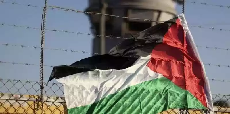 ألف أسير فلسطيني يبدأون إضرابا عن الطعام