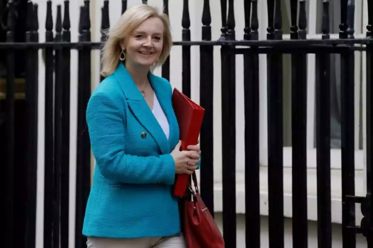 جونسون يستقيل اليوم.. وتراس ثالث امرأة تقود الحكومة البريطانية