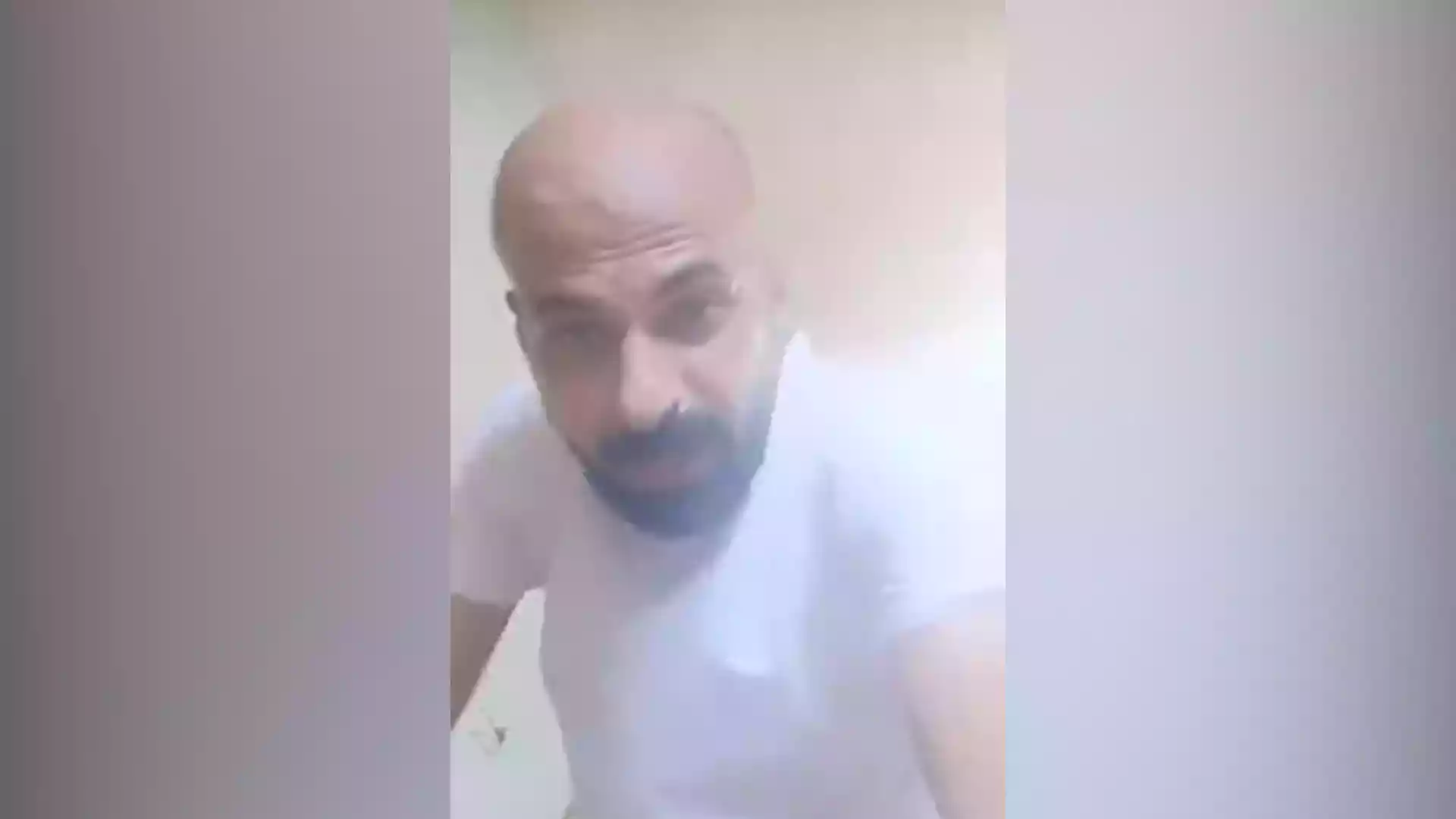 كوميدي أردني يحاول الانتحار خلال بث مباشر (فيديو)
