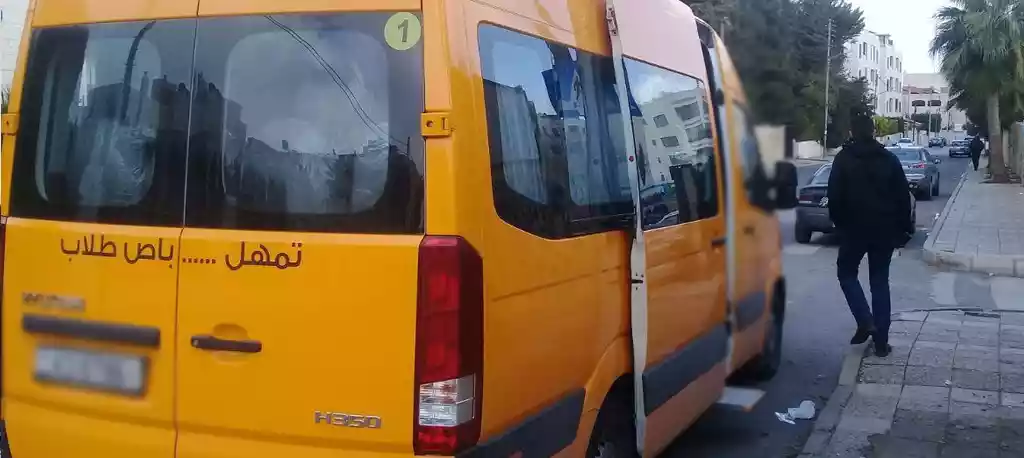 حادثة صادمة.. سائق باص مدرسة يمارس الجنس 40 مرة مع طفل (فيديو)