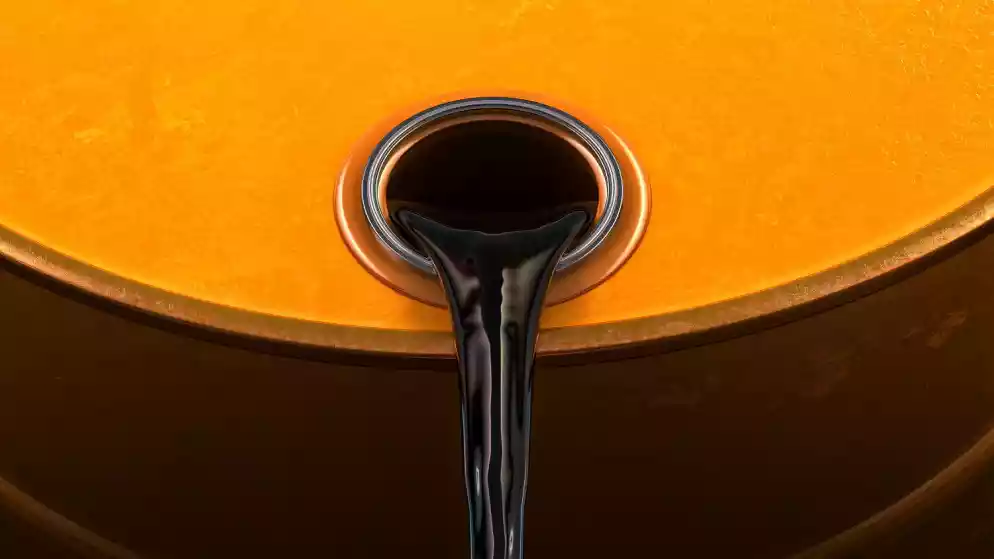 النفط يواصل انخفاضه عالميا