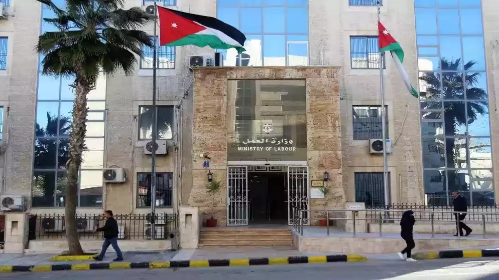 وزارة العمل للأردنيين: 20 ألف وظيفة بانتظاركم