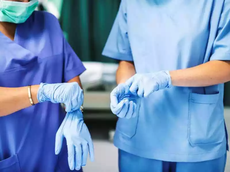 "نقابة الممرضين" تحذر من إعلانات دورات تمريض غير قانونية
