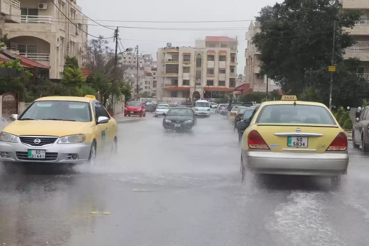 إعلان حالة الطوارئ "خفيفة" في أمانة عمان