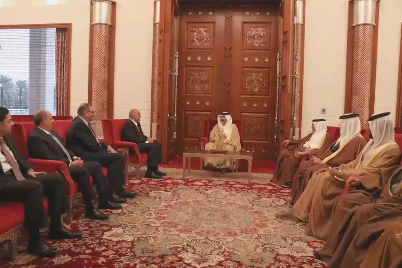الخصاونة ينقل رسالة شفوية من الملك عبدالله إلى ملك البحرين
