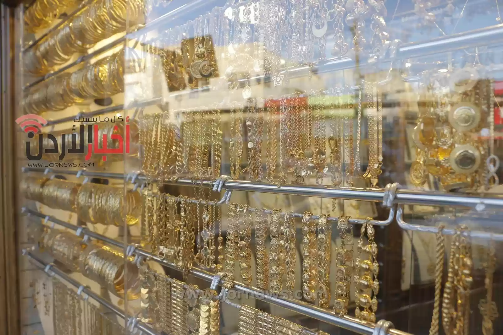 انخفاض على أسعار الذهب في الأردن الأربعاء
