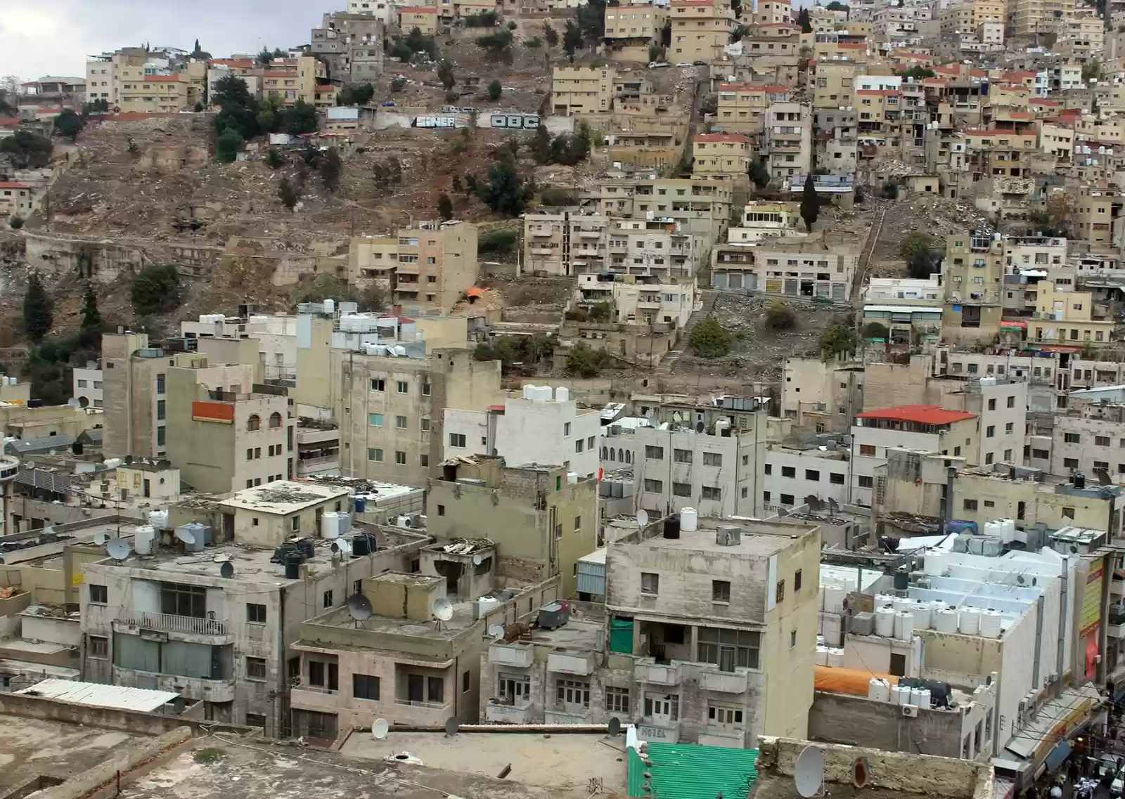 وزير أسبق يكشف مدى مقاومة مباني الأردن للزلازل
