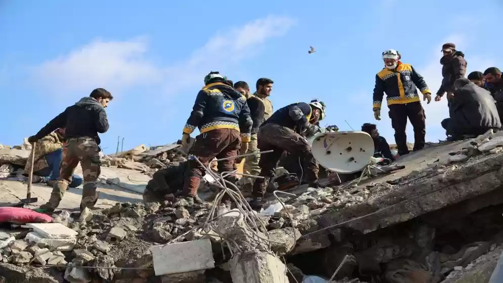 عائلة أردنية تناشد للتواصل مع نجلها في تركيا بعد الزلزال
