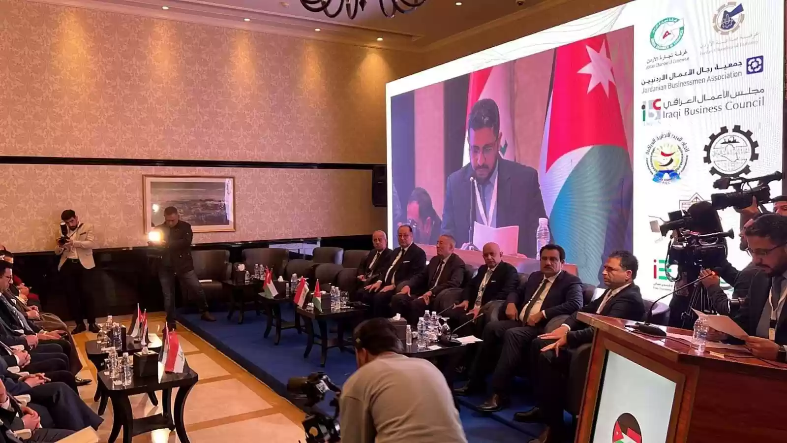 مناقشات أردنية عراقية لزيادة فرص التعاون الاقتصادي بين البلدين