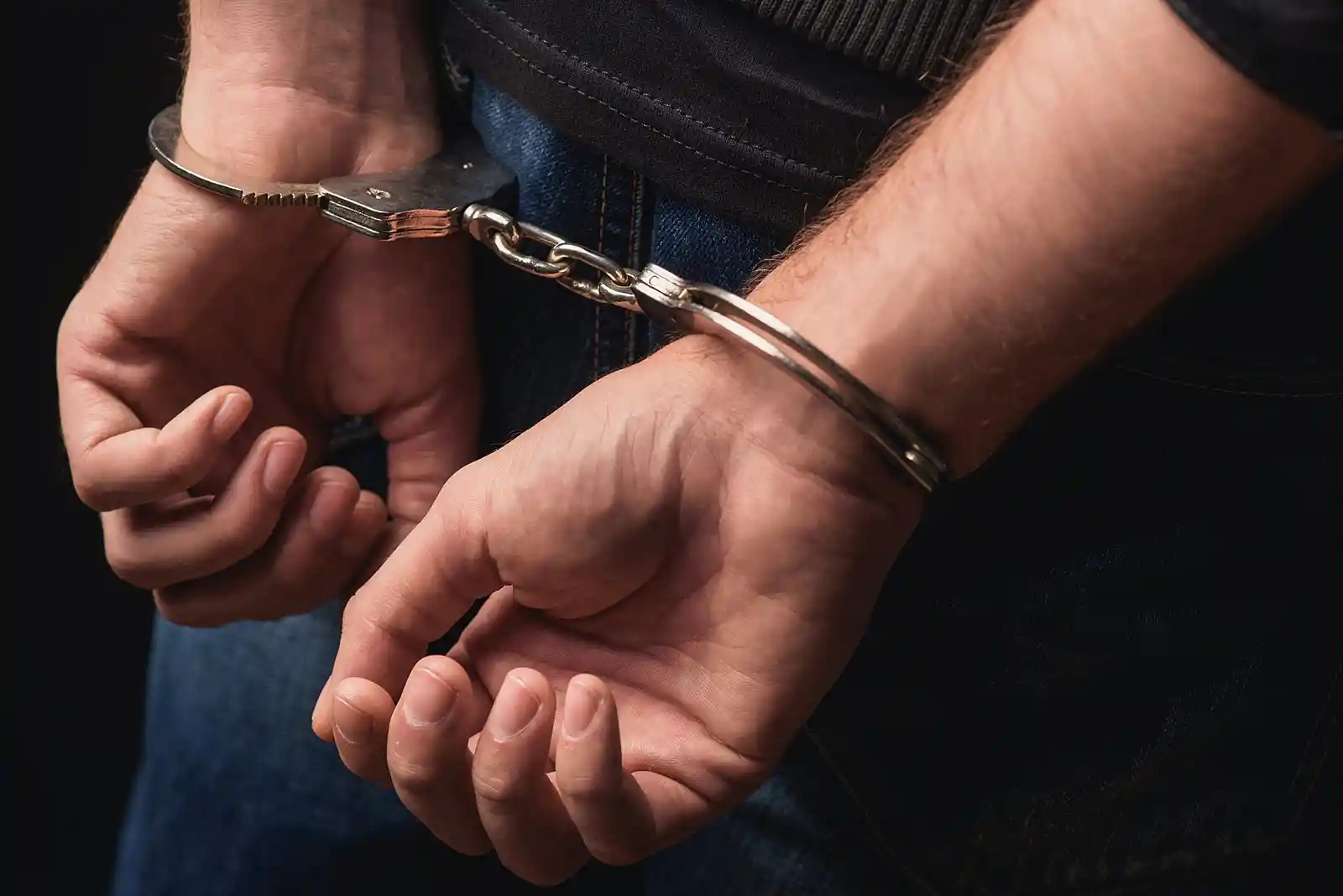 الأمن: القبض على سالب محل الصرافة في عمان