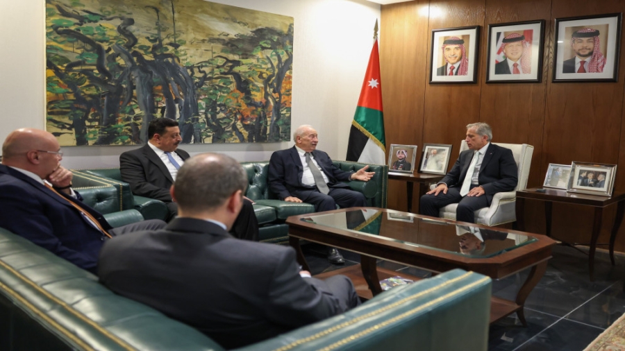 حسان يشيد بتخصيص الكهرباء الأردنية نسبة من أرباحها لدعم قطاعات