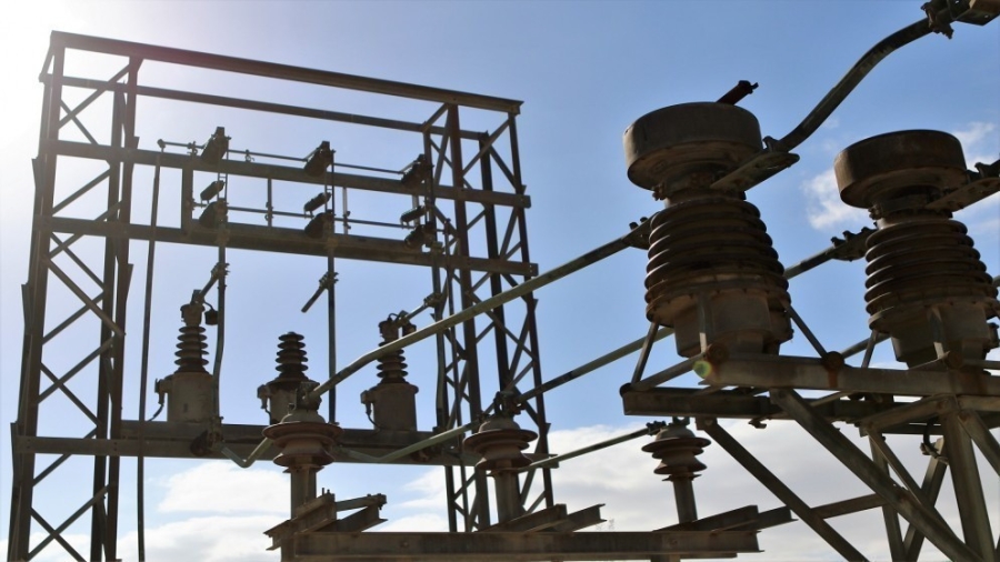 فصل مبرمج للتيار الكهربائي عن مناطق بلواء الوسطية الأحد