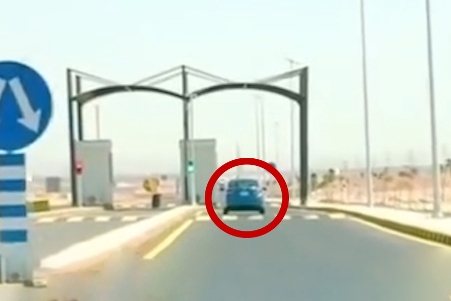 تركيب بوابات لتطبيق ضريبة الطرق في الأردن (فيديو)