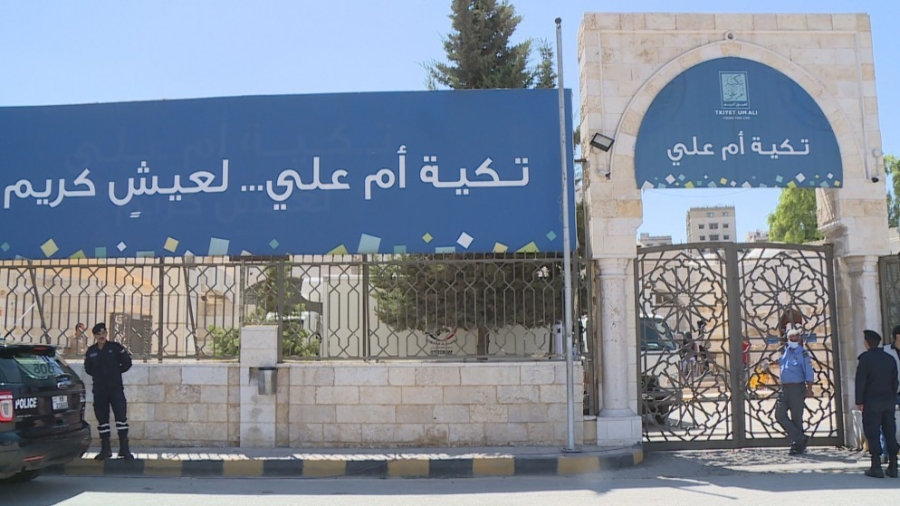 تكية أم علي تُجهّز 110 آلاف معطف وبطانية لدعم الأشقاء في غزة