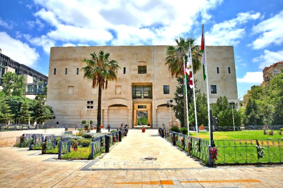 احالة موظفين في امانة عمان إلى التقاعد 