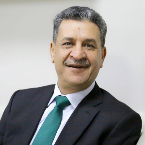  كلاب يكتب: هل يفعلها الرئيس؟ 