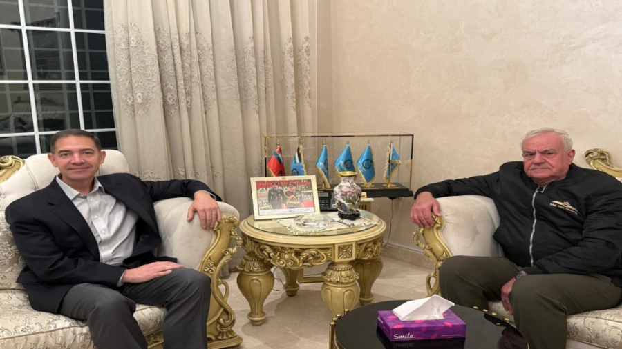 الحنيطي يبحث التعاون العسكري مع قائد القيادة المركزية الأميركية