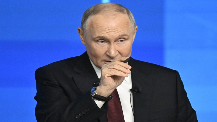 بوتين يتعهد بوقف الهجمات في أوكرانيا في حال تنظيم انتخابات في كييف