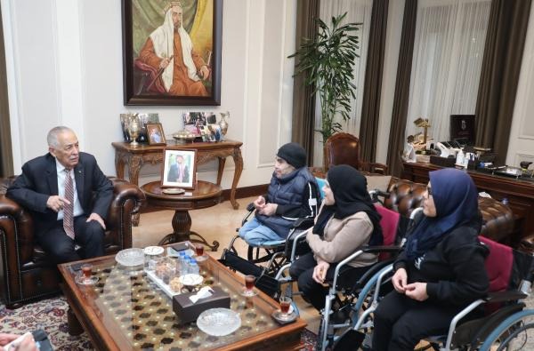 بتوجيهات ملكية .. رعاية فورية لأسرة من 