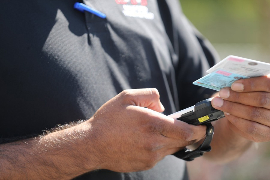  الظهراوي: 300 ألف مركبة غير مرخصة.. و22 مليون من 