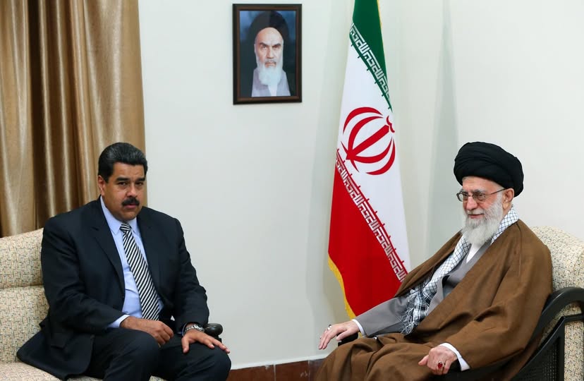 العتوم يكتب: اعتقال مادورو… الرسالة الأخطر من واشنطن إلى خامنئي