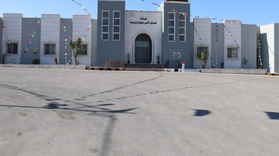 رئيس هيئة الأركان المشتركة يفتتح مشاغل الأمير فيصل الرئيسية