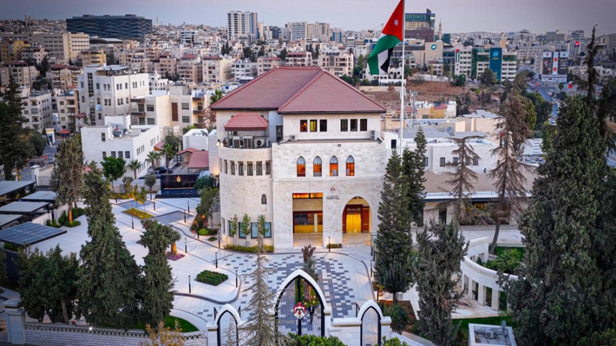 الحكومة تقدم تقريرا لمجلسي الأعيان والنواب حول الأداء الاقتصادي للعام الماضي