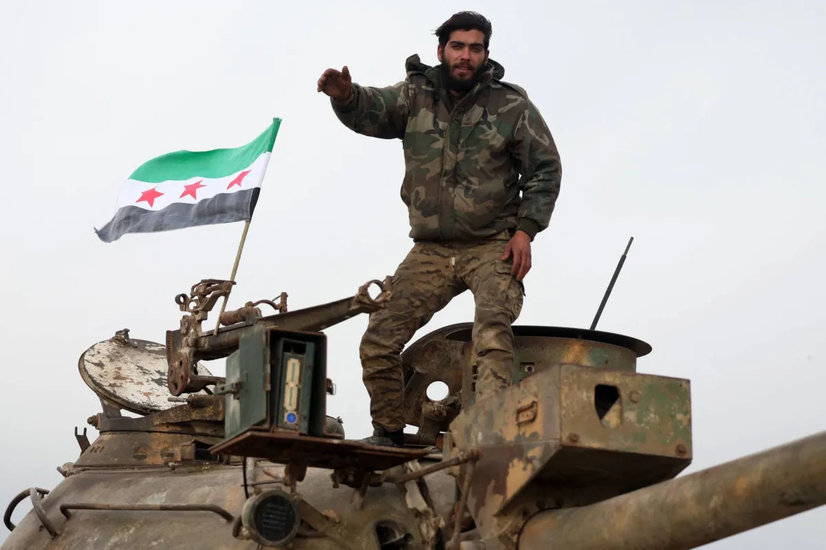 سيطرة القوات السورية على حقلي نفط وغاز في شرق البلاد