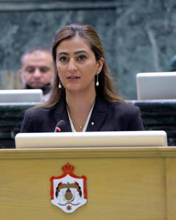 البشير توضح مطالبتها بتسهيل إجراءات دخول الفلسطينيين للأردن