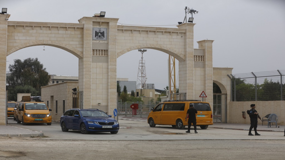 أكثر من 31 ألف مسافر عبر معبر الكرامة في فلسطين الأسبوع الماضي