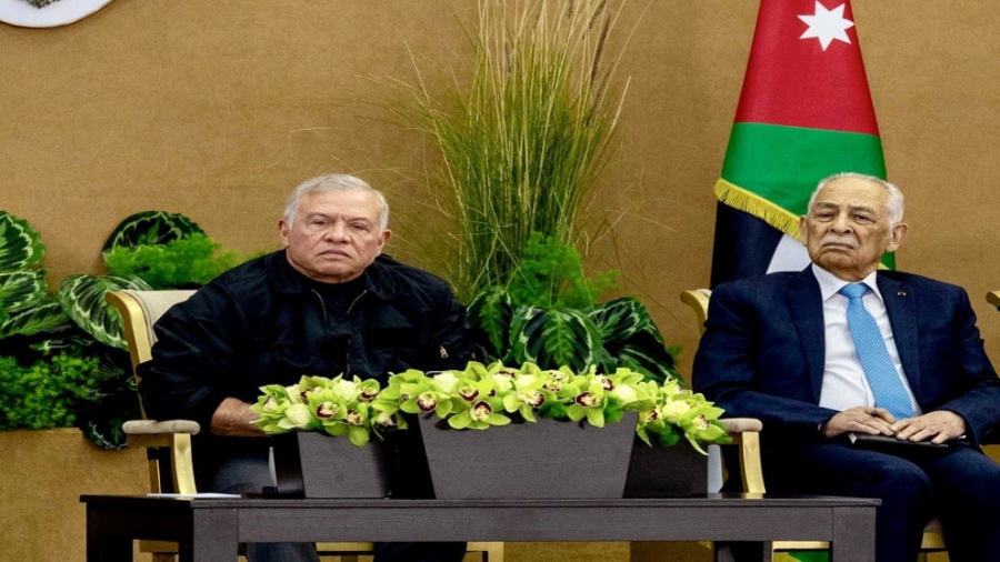 العيسوي: تحسين الأوضاع المعيشية للمواطنين أولوية ملكية