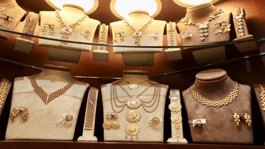 انخفاض أسعار الذهب محليا بالتسعيرة الثانية.. 102.50 دينار سعر غرام عيار 21