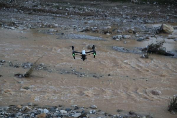 الأمن العام يعثر على الشخص الغريق داخل مجرى سيل الزرقاء 