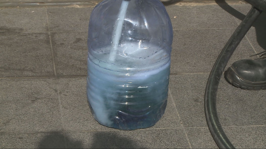 الطاقة والمعادن: إضافة اللون الأزرق للكاز لكشف التلاعب دون المساس بجودته