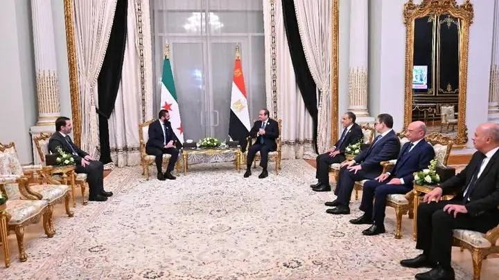 مصر تنفي وجود ضوابط جديدة لدخول السوريين