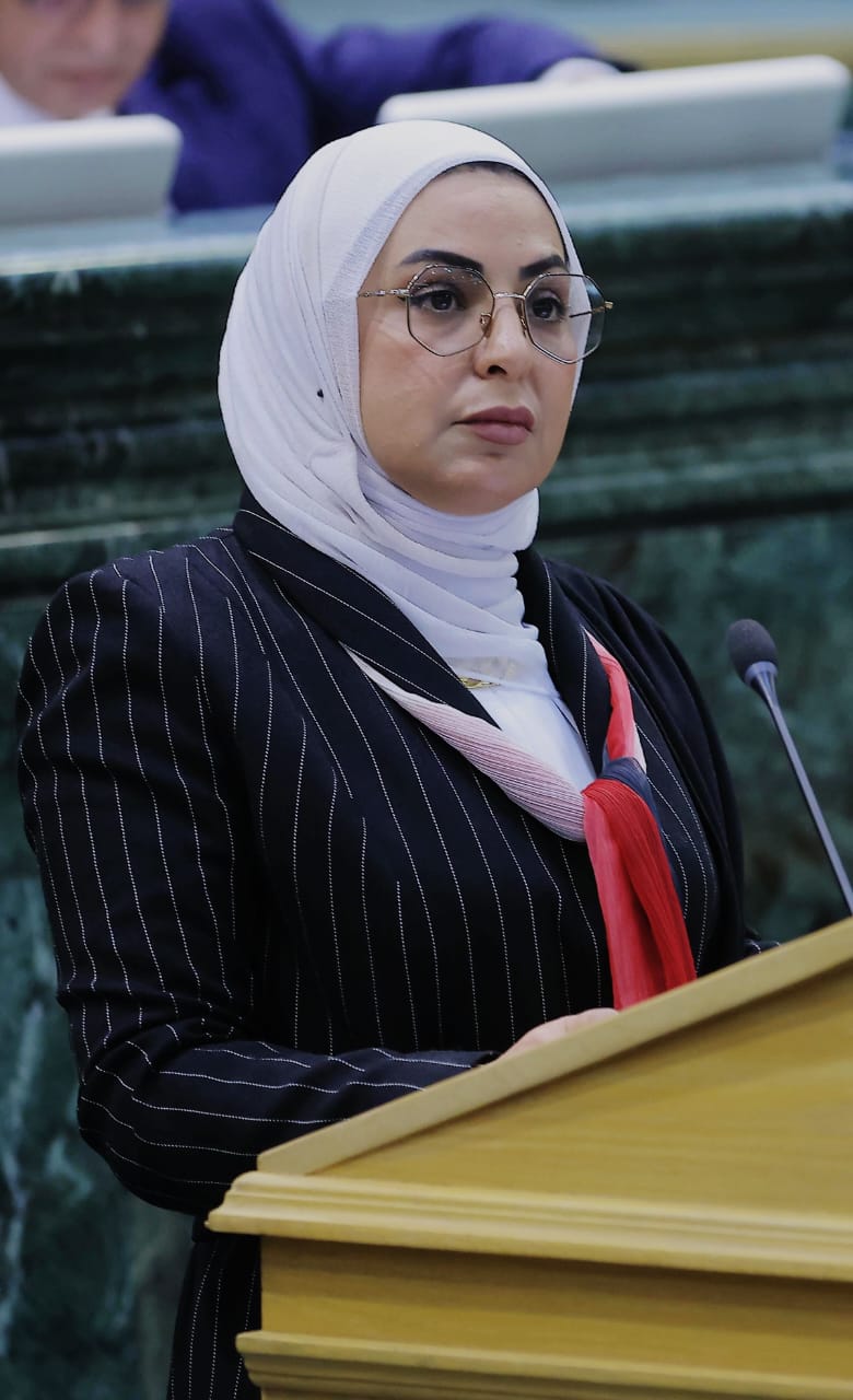 النائب الحجايا : السياسيات الحكومية في تهميش البادية الجنوبية أصبحت سيفًا مسلطًا على أبنائها دون وجه حق