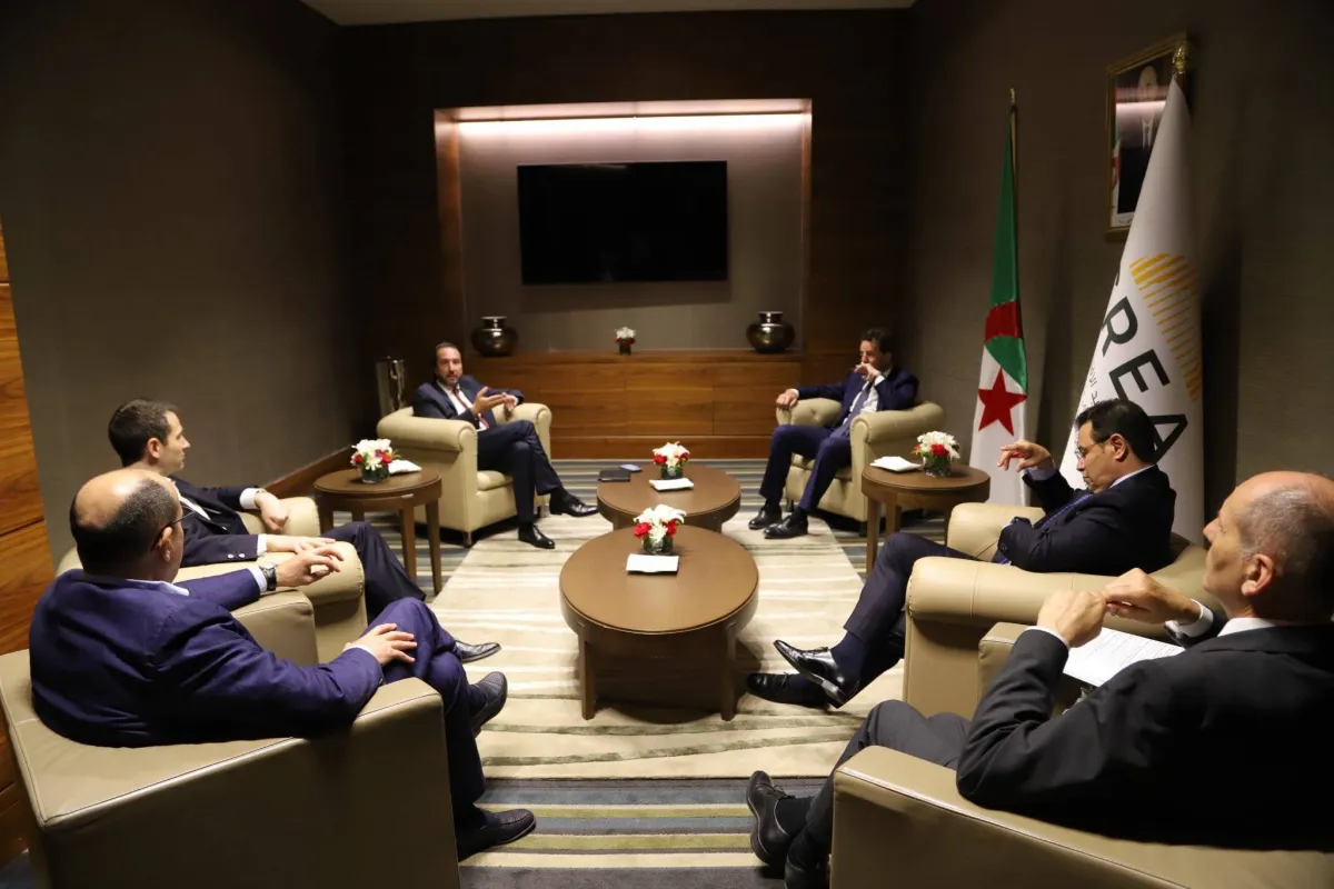 تحركات فرنسية لإنقاذ الشركات في الجزائر amid diplomatic tensions