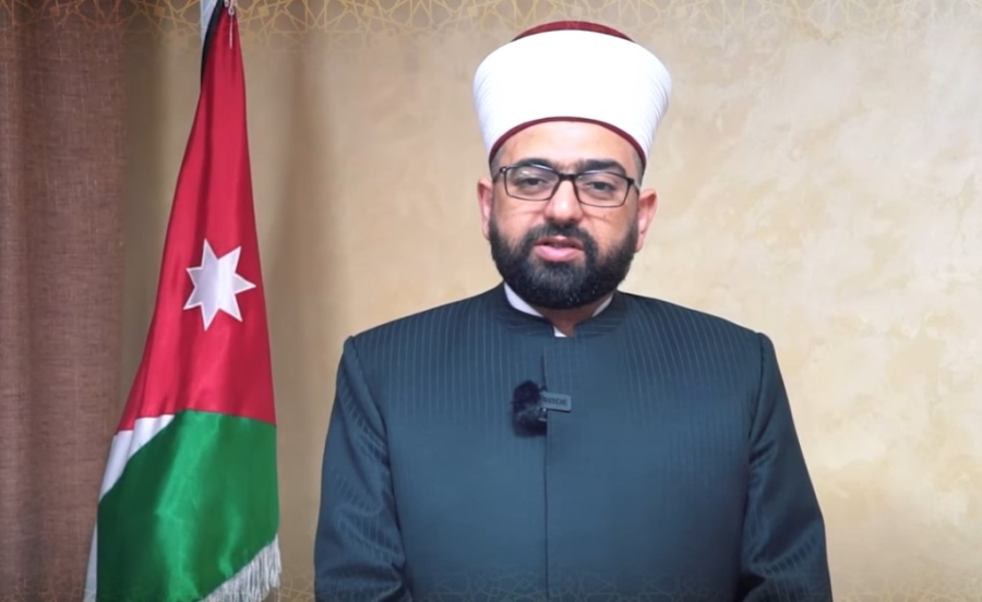 مفتي المملكة يوضح معايير الإفتاء لإثبات هلال رمضان