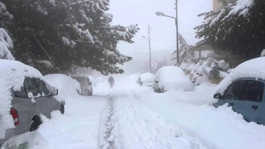 عواصف شتوية وثلوج وأمطار غزيرة نهاية الأسبوع في عدة دول