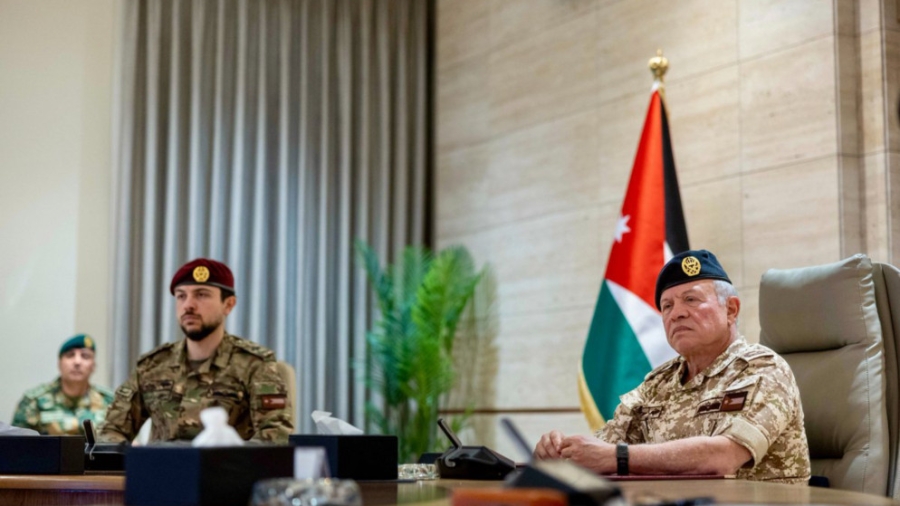 الملك من القيادة العامة للقوات المسلحة: الأردن آمن وسيبقى كذلك