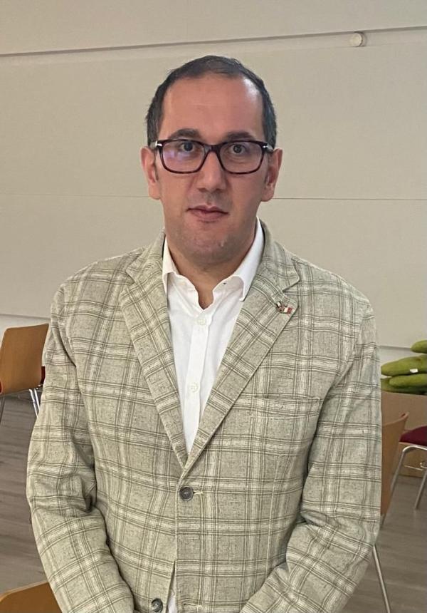 القصاص يكتب: استفتاء إيطاليا ودور الأحزاب والنقابات .. وجهه نظر