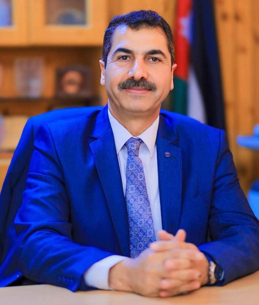   *الطويقات يكتب....من نافذة طائرة… حين تتكلّم الخريطة*