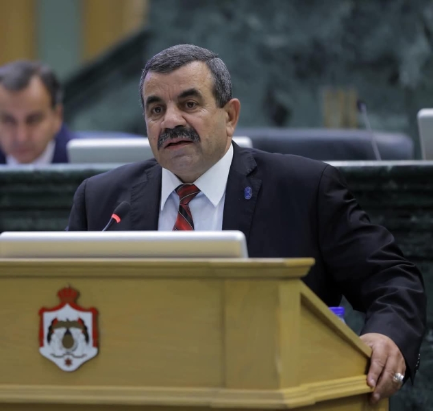 الكشف بالأرقام عن رواتب النواب.. العماوي: لا امتيازات ولا إعفاءات