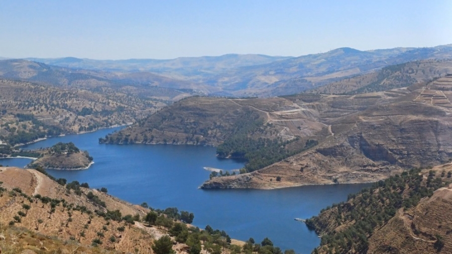 وزير المياه للمسؤولين: ضرورة التفاعل الجاد والمسؤول مع أي ملاحظة للمواطنين